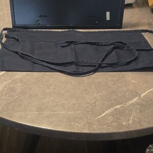 SERVER APRON WITH THREE POCKETS